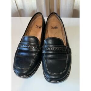 Sofft brand black leather loafers size 8.5 casual comfort dress shoes low heel